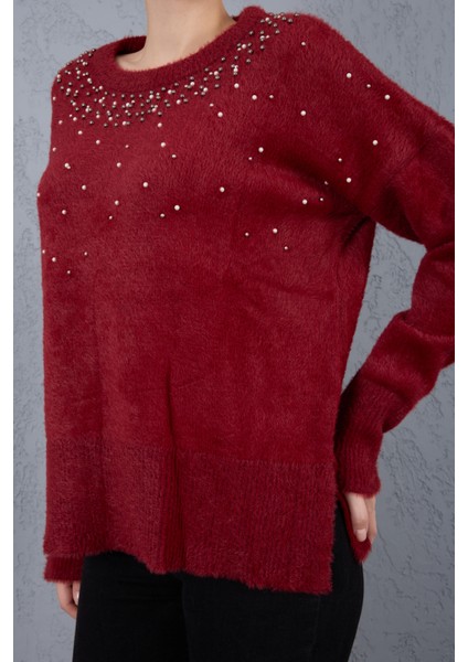 Kadın Bordo Sakal Iplik Yan Yırtmaçlı Inci Detaylı Bisiklet Yaka Triko Kazak