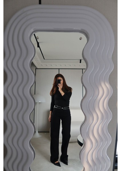 Bel Kısmı Zımba Baskılı Straight Fit Jean