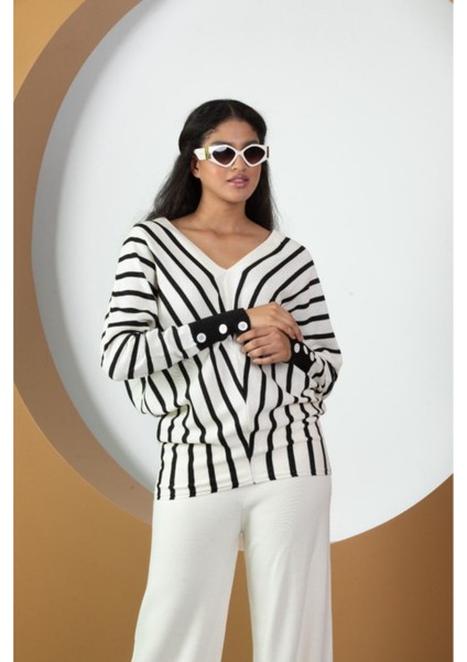 Kadın Çizgili V Yaka Triko Tunik Standart Beden 21004