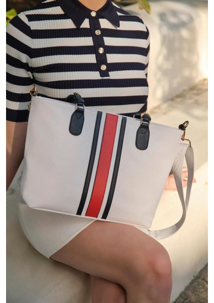 Kadın Omuz Çantası Spor Şık Ayarlanabilir Omuz Askılı Siyah Lacst (33X27X12 cm ) 02