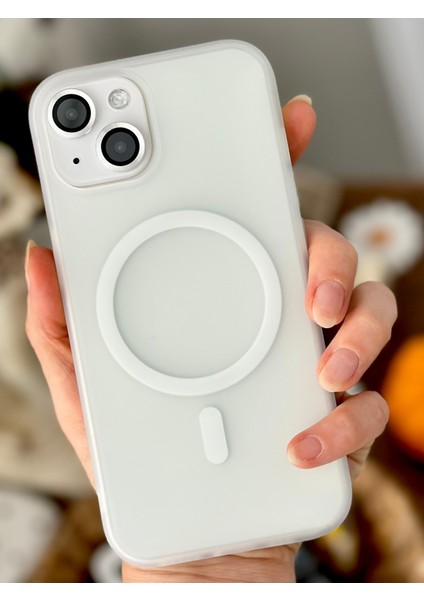 Iphone 15 - 14 ve 13 Uyumlu Kaliteli Parmak Izi Bırakmaz Gerçek Magsafe Özellikli Mat Şeffaf Kılıf
