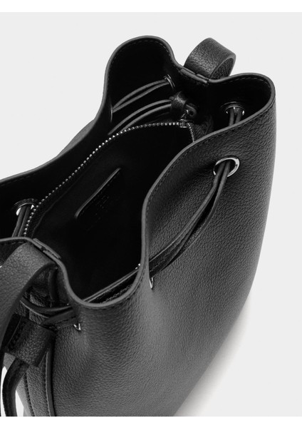 Kordonlu Çapraz Çanta indirimleri