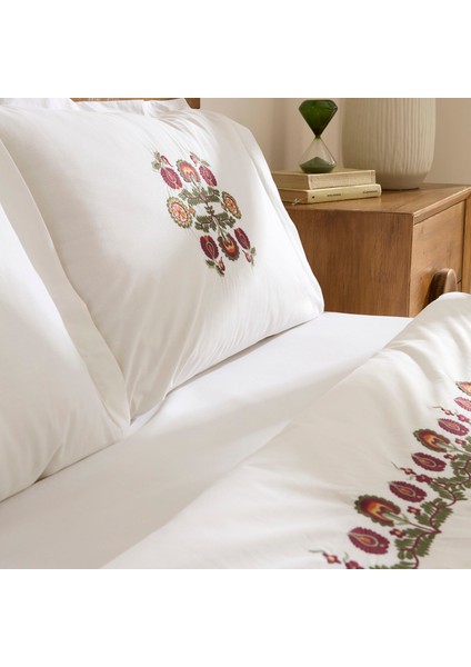 Nubea Nakışlı Çift Kişilik Nevresim Takımı Beyaz