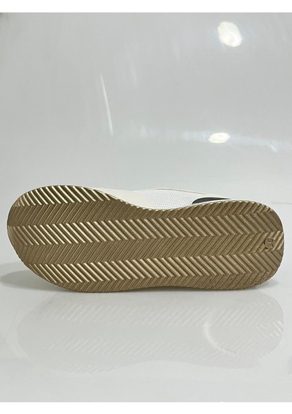 2927 Wickers-1 Bej Hafif Dolgu Bayan Spor Ayakkabı indirimleri