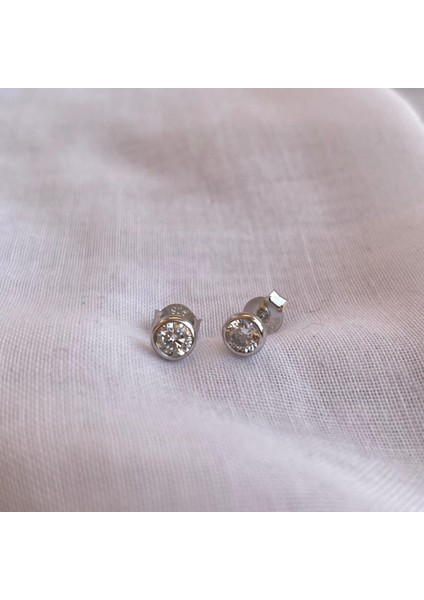 925 Ayar Gümüş Zirkon Taşlı Top Model Çocuk/genç/yetişkin Kadın Küpesi -Şık Tasarım fiyatları