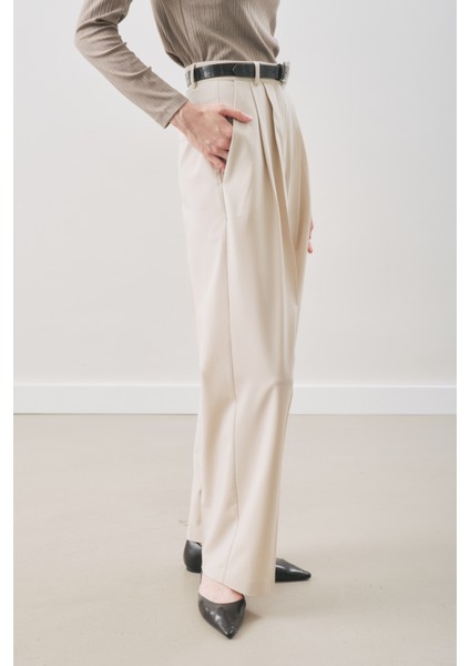 Classıc Pileli Pantolon Bej fırsatları