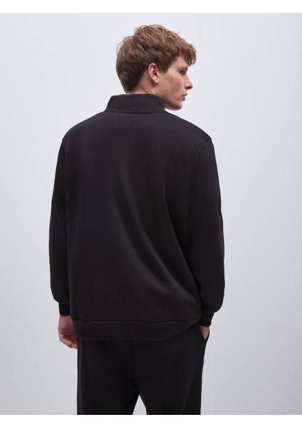 Uzun Kollu Yarım Fermuarlı Regular Siyah Sweatshırt modelleri