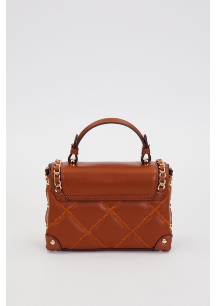 Kapitone Nakış, Zincir Örgü ve Metal Zımba Detaylı Küçük Boy Kadın El ve Omuz Çantası LV930580 Camel fırsatları