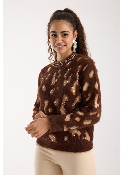 Kadın Acı Kahve Sakal Iplik Taş ve Inci Detaylı Bisiklet Yaka Triko Kazak fiyatları