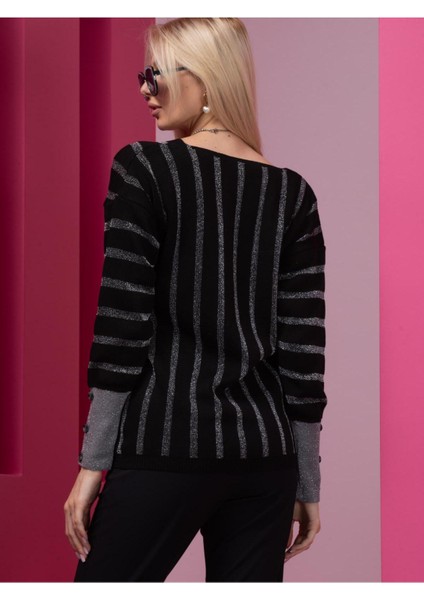 Siyah Çizgili V Yaka Kadın Kazak fırsatları