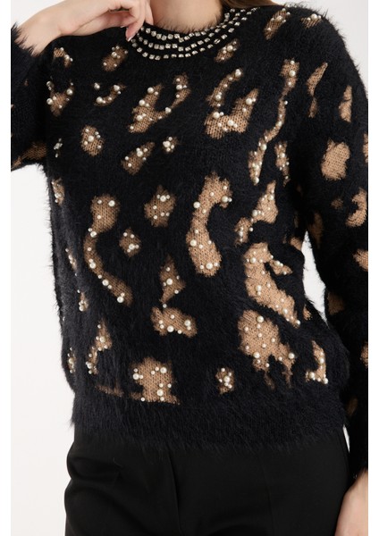 Kadın Siyah Sakal Iplik Taş ve Inci Detaylı Bisiklet Yaka Triko Kazak fırsatları
