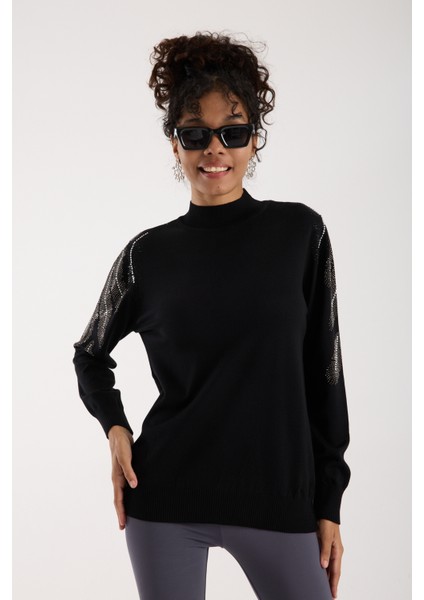 Kadın Siyah Elit Viskon Kumaş Taş Detaylı Omuzlar Yarım Balıkçı Yaka Triko Bluz fiyatları