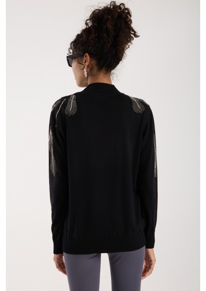 Kadın Siyah Elit Viskon Kumaş Taş Detaylı Omuzlar Yarım Balıkçı Yaka Triko Bluz