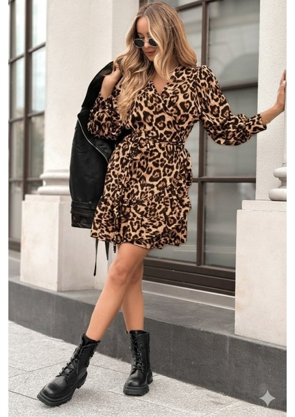 Kadın Uzun Kollu Kruvaze Yakalı Fırfırlı Belden Kuşaklı Leopar Desen Modal Elbise fırsatları