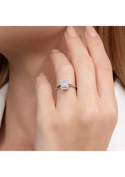 0,24 Karat Baget Pırlanta Yüzük fırsatları