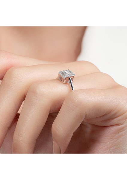 0,24 Karat Baget Pırlanta Yüzük indirimleri