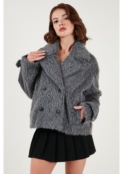 Oversize Kruvaze Yaka Yumuşak Tüylü Düğmeli Astarlı Mont Bayan Mont 6839659 fırsatları