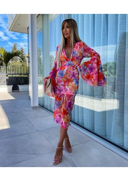 Kadın Göğüs Dekolteli Kolları Volan Detay Astarlı Tül Elbise modelleri