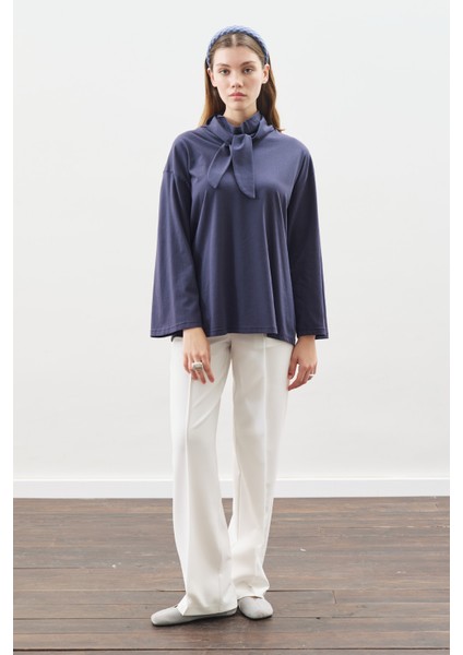 Yüksek Yaka Bağlamalı Bluz Lacivert indirimleri