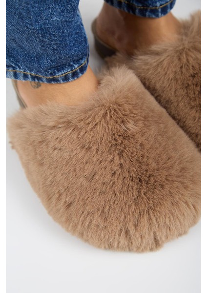 Gaye Kadın Peluş Düz Vizon Terlik modelleri