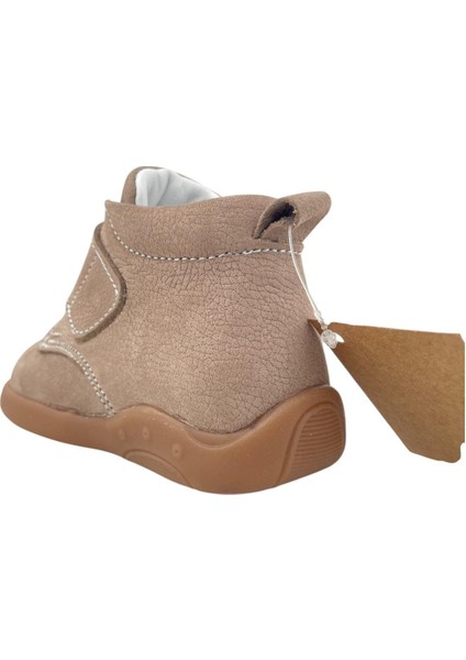 Lake Erkek Bebek Ilk Adım Botu Kum modelleri