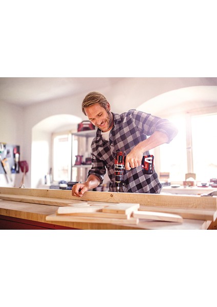 TE-CD 18/50 Li BL Tek Akülü 2.5 Ah Kömürsüz Akülü Matkap fırsatları