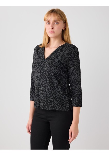 Siyah V Yaka Leopar Desenli Vatkalı Uzun Kollu Bluz modelleri