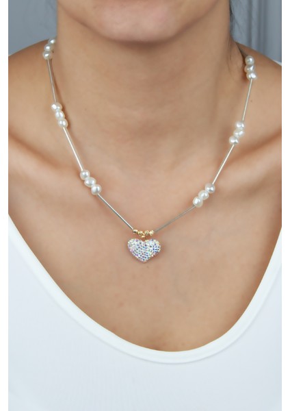 Kalp Uçlu Inci Kolye