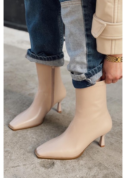 Alderie Kadın Topuklu Bot Bej Mat Deri fırsatları