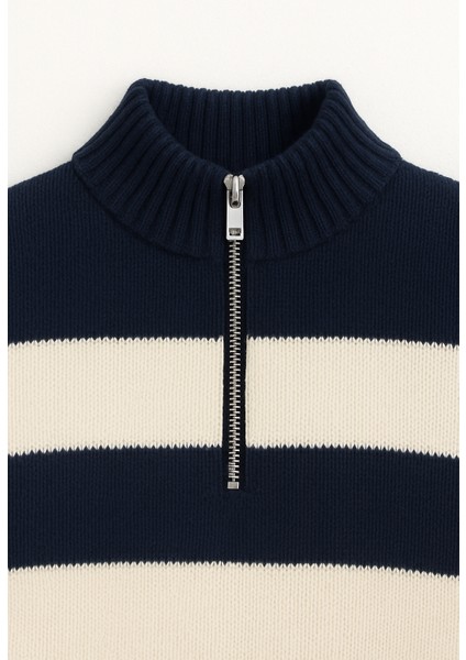 Regular Fit Erkek Dik Yaka Yarım Fermuarlı Çizgili Triko Kazak modelleri