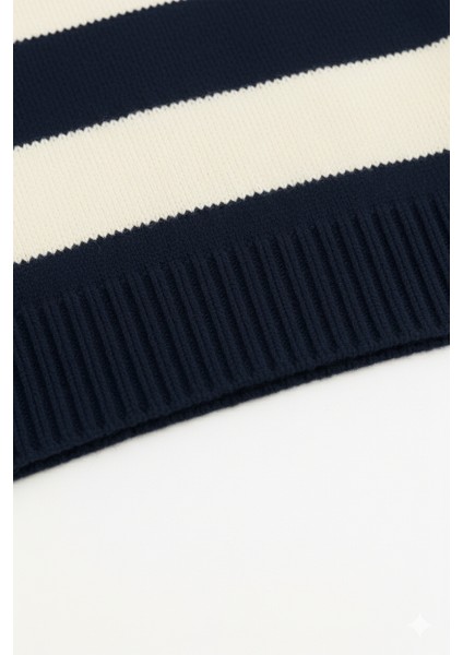 Regular Fit Erkek Dik Yaka Yarım Fermuarlı Çizgili Triko Kazak fırsatları