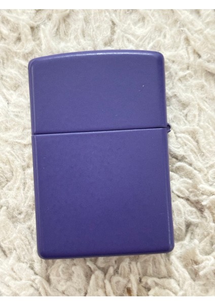 Mor Taç Desenli Metal Benzinli Çakmak – Klasik Tasarım Koleksiyonluk Model indirimleri