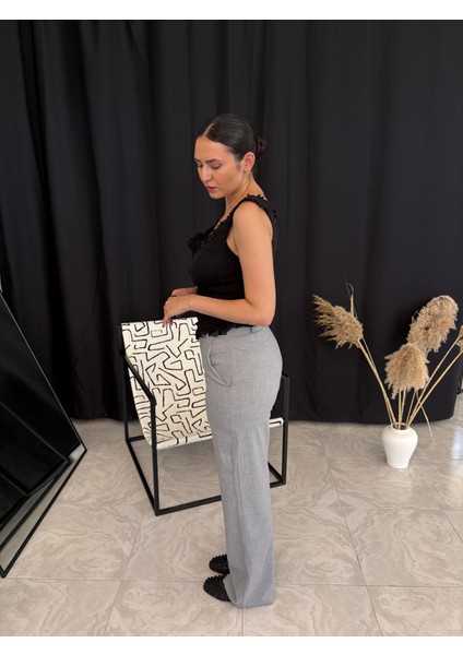 Yarım Kemer Detay Pantolon