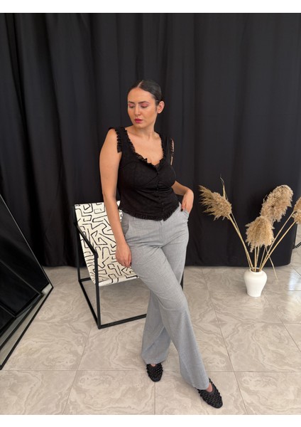 Yarım Kemer Detay Pantolon