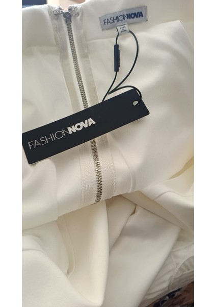 Akaira Blazer Beyaz Elbise , Klasik Abiye Elbise , Ceket Tipi Elbise