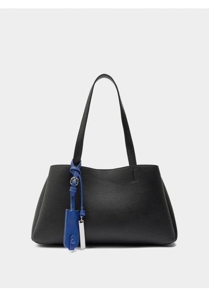 Charm'lı Düz Tote Çanta fiyatları