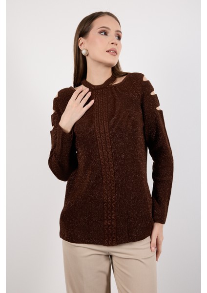 Kadın Acı Kahve Omuzları Kesik Detaylı Reglan Kollu Simli Triko Kazak