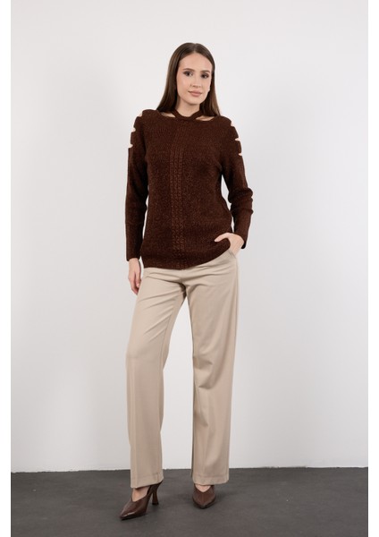 Kadın Acı Kahve Omuzları Kesik Detaylı Reglan Kollu Simli Triko Kazak