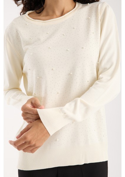 Kadın Ekru Elit Viskon Kumaş Taş ve Inci Detaylı Yuvalak Yaka Triko Bluz modelleri
