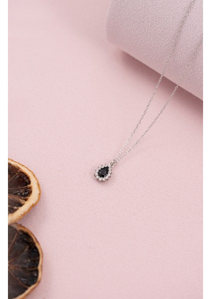 925 Ayar Gümüş Rodyumlu Zirkon Taşlı Siyah Damla Kolye