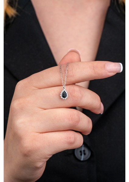 925 Ayar Gümüş Rodyumlu Zirkon Taşlı Siyah Damla Kolye fiyatları