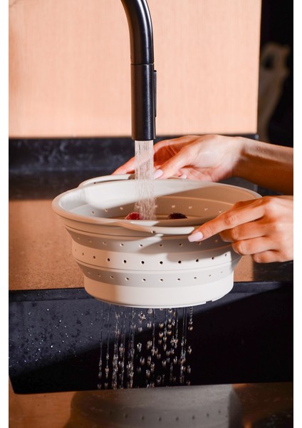 Flow Katlanabilir Isıya Dayanıklı Silikon Süzgeç 23 cm | Krem