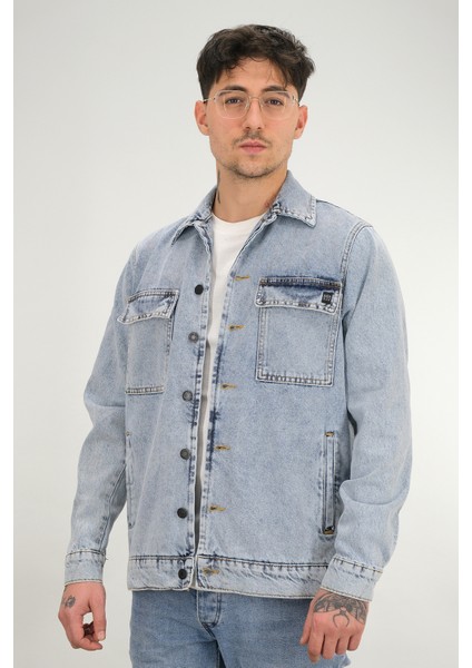 Erkek Buz Mavisi Yıkamalı Kot Ceket Rahat Kalıp Gömlek Yaka Kapaklı Çift Cep