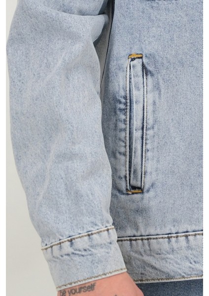 Erkek Buz Mavisi Yıkamalı Kot Ceket Rahat Kalıp Gömlek Yaka Kapaklı Çift Cep