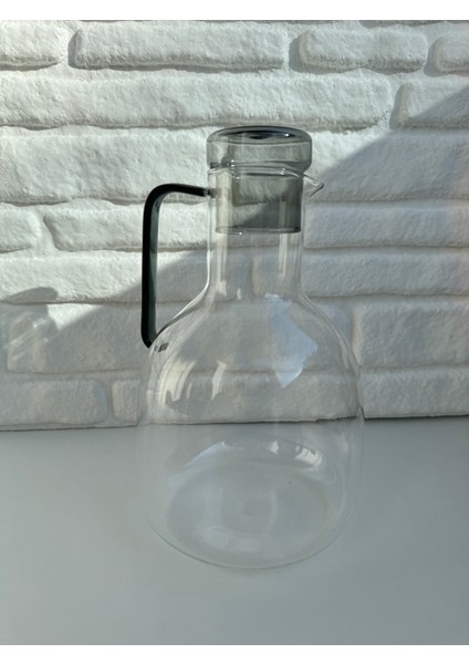 Renkli Kapak ve Kulplu Borosilikat Cam Sürahi 1.9 L fırsatları