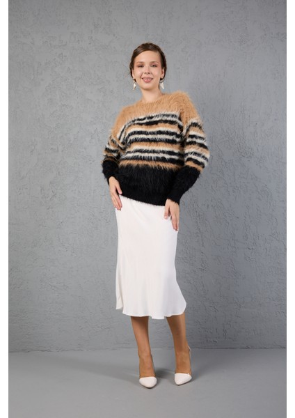 Bej-Siyah Sakal Iplik Çizgili Bisiklet Yaka Triko Kazak