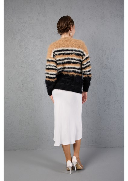 Bej-Siyah Sakal Iplik Çizgili Bisiklet Yaka Triko Kazak