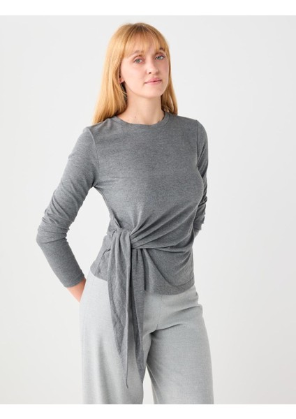 Antrasit Yuvarlak Yaka Beli Bağcık Detaylı Örme Bluz modelleri