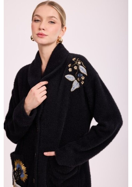 4882 Alora Nakış Detaylı Angora Ceket