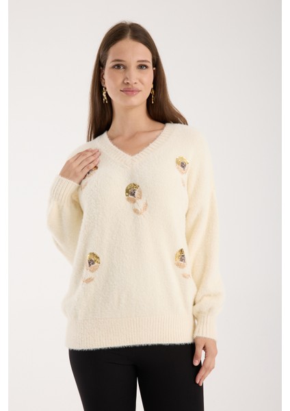Kadın Ekru Sakal Iplik Balon Kollu Boncuk Nakışlı V Yaka Triko Kazak fırsatları